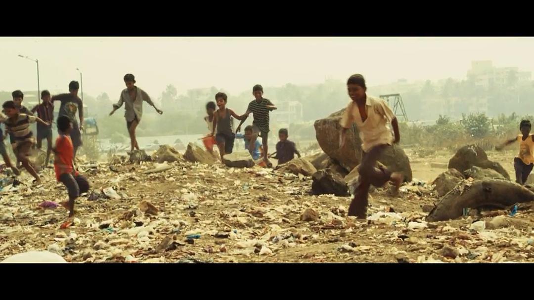电影：贫民窟的百万富翁观后感