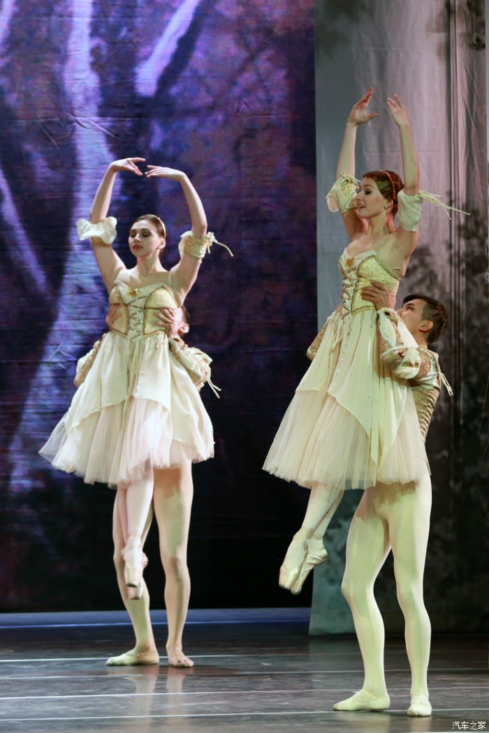 皇家芭蕾舞团_皇家芭蕾cd_皇家芭蕾舞蹈