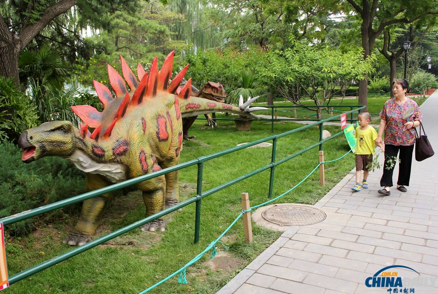 恐龙公园--侏罗纪_大富翁侏罗纪公园 游戏怎么玩_恐龙公园侏罗纪