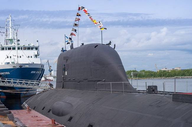 海军士兵亲历蓝鲸核潜艇建造与运行