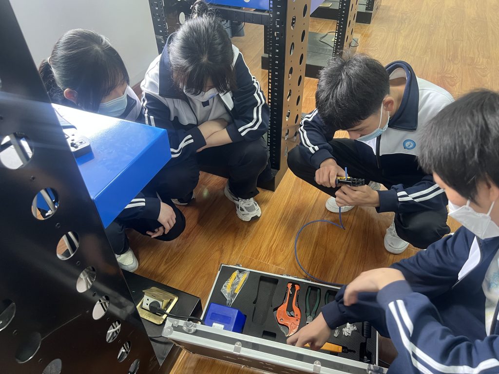 掌缘发红是怎么回事_掌缘生灭哪本小说_掌缘