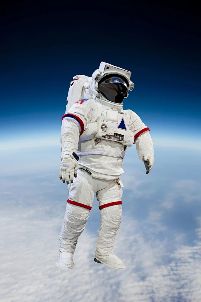 扮演宇航员的手机游戏叫啥-星探：穿越宇宙，探索未知，挑战无限