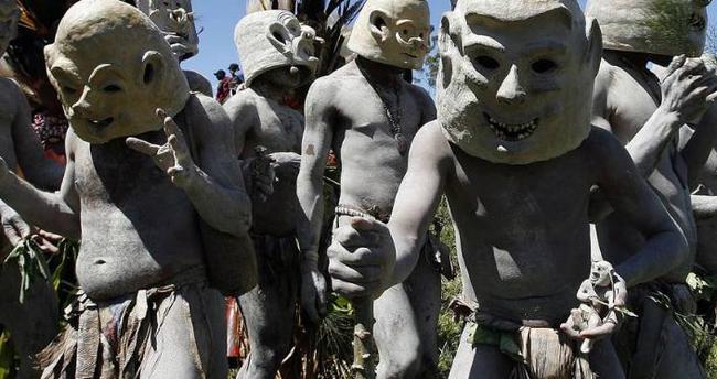 南美神秘部落：俄刻阿诺斯的现状与传统对比