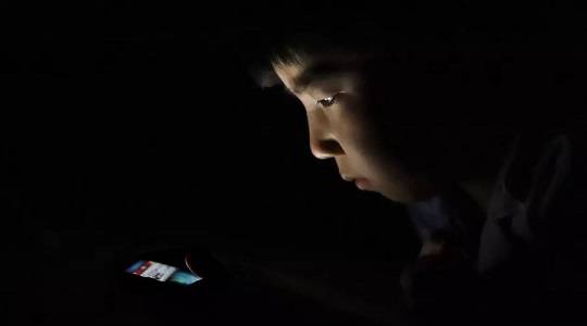 大班孩子经常要玩手机游戏-如何应对大班孩子沉迷手机游戏：社会