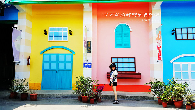 花园墙外_花园墙外隐喻_花园墙外动画片